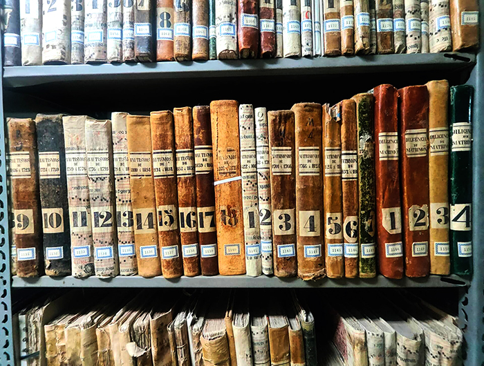 El Obispado de Cuenca ha iniciado un proyecto de actualización tecnológica en sus archivos diocesanos con el fin de unificar y proteger su patrimonio documental